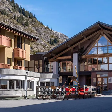 1 With Balcony For 2 People- Val-cenis Le Holiday home *